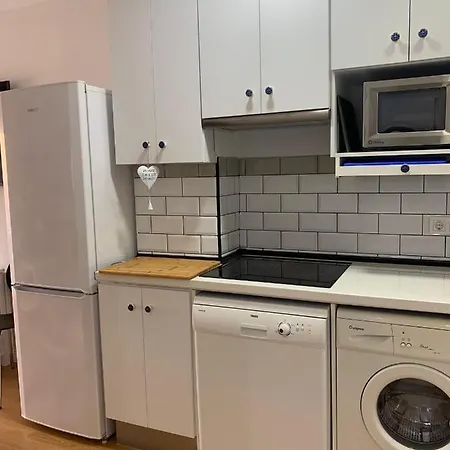 Appartement Sweet Benalmadena, Estudio Con Vistas Al Mar Y Excelente Conexion Wifi, No Fumadores, Con Piscinas, Sea Views, With Swimming Pools, Completely Renovated, Ideal For Older People, Bright With Morning Sun, No Smoking Benalmádena