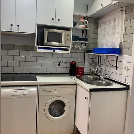 Sweet Benalmadena, Estudio Con Vistas Al Mar Y Excelente Conexion Wifi, No Fumadores, Con Piscinas, Sea Views, With Swimming Pools, Completely Renovated, Ideal For Older People, Bright With Morning Sun, No Smoking Appartement Benalmádena