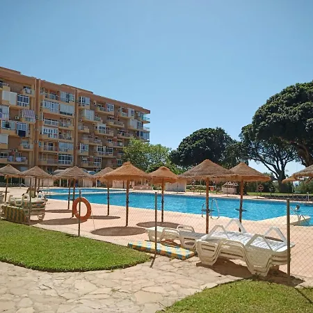Appartement Sweet Benalmadena, Estudio Con Vistas Al Mar Y Excelente Conexion Wifi, No Fumadores, Con Piscinas, Sea Views, With Swimming Pools, Completely Renovated, Ideal For Older People, Bright With Morning Sun, No Smoking Benalmádena