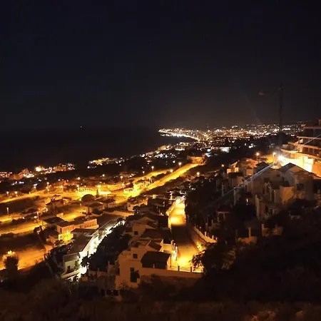 Apartment Sweet Benalmadena: Seaside With Pools And Wi-fi *
