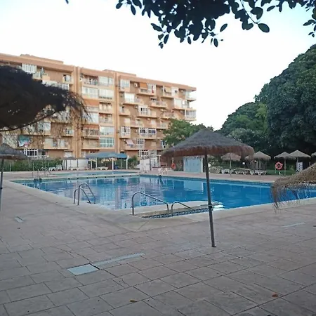 Apartment Sweet Benalmadena: Seaside With Pools And Wi-fi *