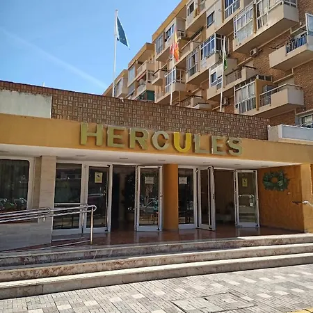 Apartment Sweet Benalmadena: Seaside With Pools And Wi-fi *