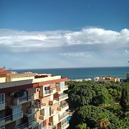 Sweet Benalmadena: Seaside With Pools And Wi-fi Benalmadena