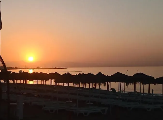 Sweet Estudio No Fumadores Con Vistas Al Mar Y Excelente Conexion Wifi Non Smoking With Sea Views And Excellent Wifi Enjoy Plenty Of Morning Sun Apartament *