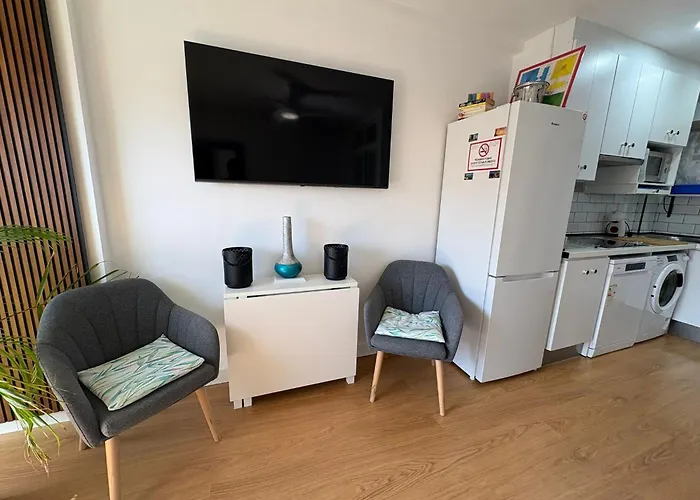 Sweet Estudio No Fumadores Con Vistas Al Mar Y Excelente Conexion Wifi Non Smoking With Sea Views And Excellent Wifi Enjoy Plenty Of Morning Sun Apartament